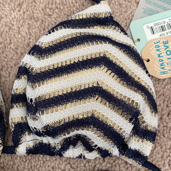 Luli Fama El Malecon Triangle Top And Wavey Ruched Back Brazilian Bottom Size XS - Picture 5 of 17